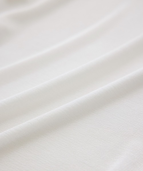 SALON adam et rope'(サロン アダム エ ロペ)の「【WEB限定】ジービルニュアンスTシャツ(Tシャツ/カットソー・レディース・ブラウン/ベージュ/オフホワイト・FREE)」の5枚目の写真