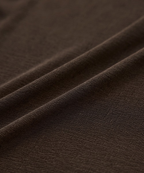SALON adam et rope'(サロン アダム エ ロペ)の「【WEB限定】ジービルニュアンスTシャツ(Tシャツ/カットソー・レディース・ブラウン/ベージュ/オフホワイト・FREE)」の6枚目の写真
