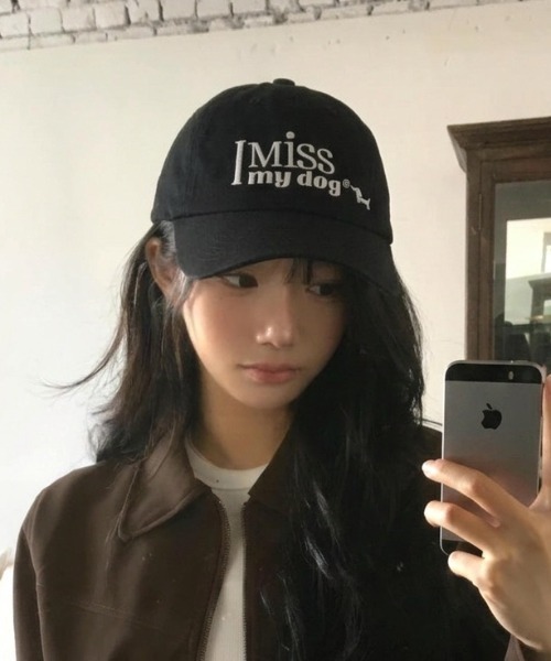 Teem Store(チームストア)の「【I MISS MY DOG】英文字刺繍キャップ 小顔効果(キャップ・レディース・ピンク/その他/ブラック/ネイビー・F)」の2枚目の写真