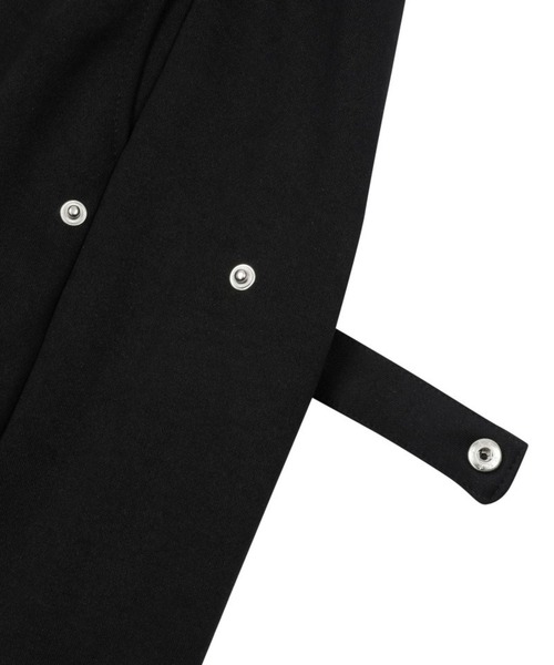 MUCENT(ムセント)の「【UNISEX】MUCENT/WEIRボタンハーフパンツ(スウェットパンツ・レディース・グレー/ブラック・FREE)」の4枚目の写真