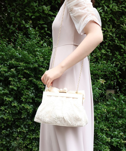 DRESS PLUS(ドレスプラス)の「リボン付きレースクラッチバッグ(クラッチバッグ・レディース・ブラック/ベージュ・フリー)」の7枚目の写真