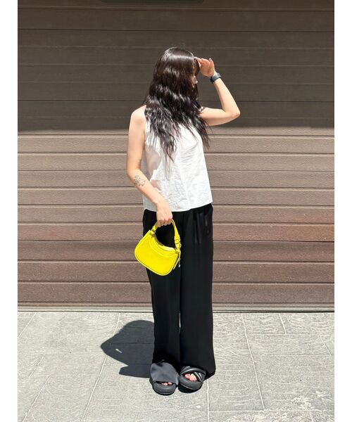 320SHOWROOM(320ショールーム)の「Shirring Halter Neck Back Button Blouse Black(シャツ/ブラウス・レディース・その他・FREE)」の3枚目の写真