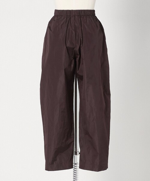 LOEFF（ロエフ）の「＜LOEFF＞グロッシー タフタ クロップド パンツ（その他パンツ・レディース・ブラック/ダークブラウン・0/1）」の14枚目の写真