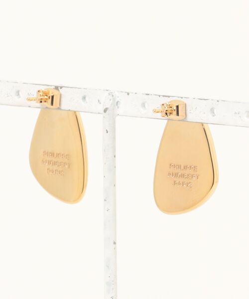 PHILIPPE AUDIBERT(フィリップ オーディベール)の「【PHILIPPE AUDIBERT(フィリップオーディベール)】COSTELLO EARRING GOLD(ピアス(両耳用)・レディース・ゴールド・FREE)」の2枚目の写真