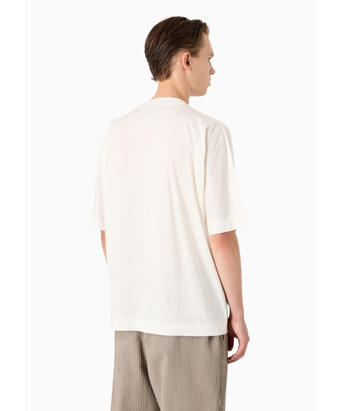 EMPORIO ARMANI(エンポリオアルマーニ)の「【エンポリオ アルマーニ】ASV オーバーサイズTシャツ リヨセル混紡ジャージー(Tシャツ/カットソー・メンズ・アイボリー・LARGE/MEDIUM/X-SMALL)」の2枚目の写真