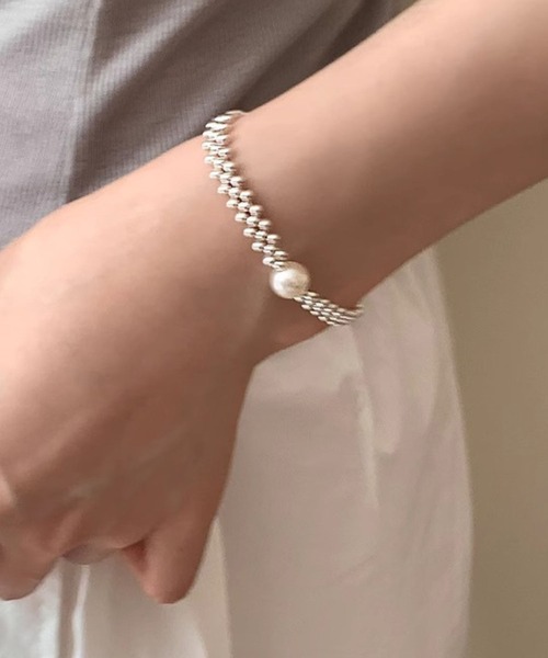 yu-ka（ユーカ）の「YU-KA:デザインパールブレスレット Designer pearl bracelet（ブレスレット・メンズ・シルバー・FREE）」の4枚目の写真