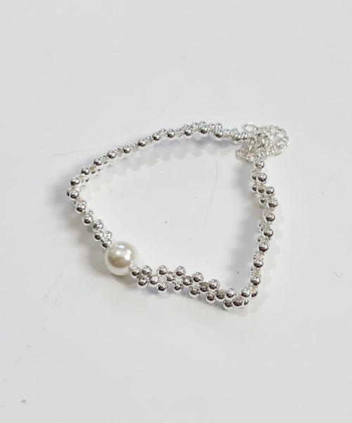 yu-ka（ユーカ）の「YU-KA:デザインパールブレスレット Designer pearl bracelet（ブレスレット・メンズ・シルバー・FREE）」の2枚目の写真
