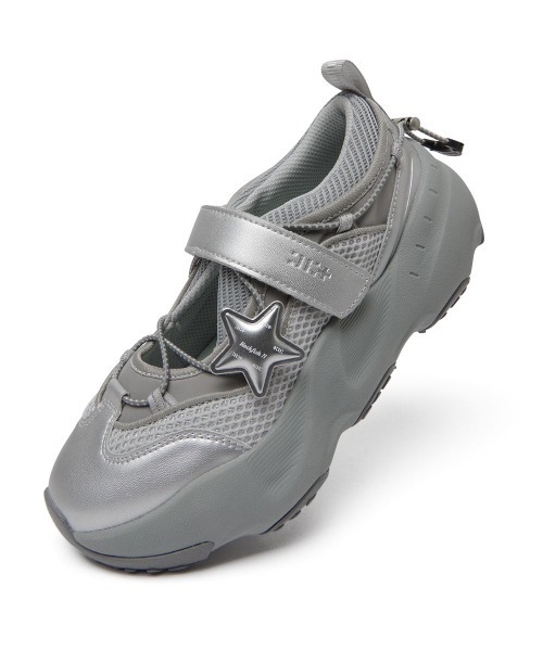 ROCKFISH WEATHERWEAR（ロックフィッシュウェザーウェア）の「[x ILLIT] BRYN VELCRO SNEAKERS V2（スニーカー・レディース・クリーム/シルバー・23.0cm/23.5cm/24.0cm/24.5cm/25.0cm）」の15枚目の写真