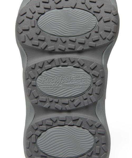 ROCKFISH WEATHERWEAR（ロックフィッシュウェザーウェア）の「[x ILLIT] BRYN VELCRO SNEAKERS V2（スニーカー・レディース・クリーム/シルバー・23.0cm/23.5cm/24.0cm/24.5cm/25.0cm）」の17枚目の写真
