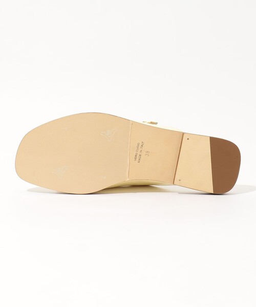 NEBULONI E（ネブローニ）の「NEBULONI E.  SLIM BELT フラットサンダル（サンダル・レディース・ライトイエロー・38/36/37）」の4枚目の写真