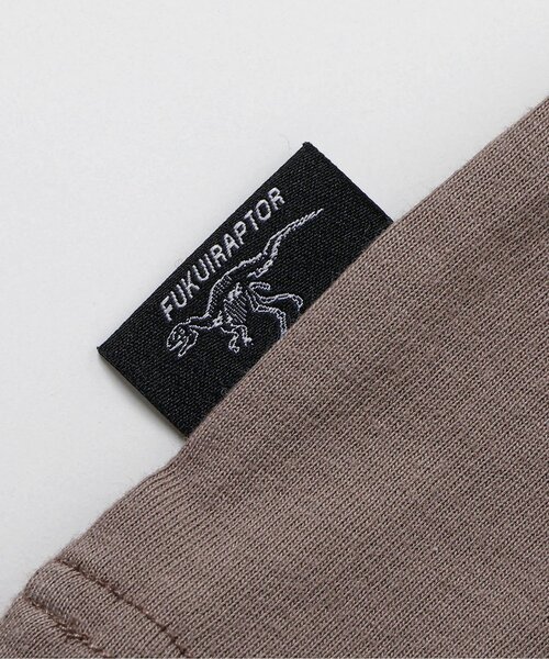 BREEZE(ブリーズ)の「【リンク】福井県立恐竜博物館コラボ FPDM半袖T(大人)(Tシャツ/カットソー・メンズ・オフホワイト/ブラウン・SMALL/MEDIUM/LARGE)」の7枚目の写真