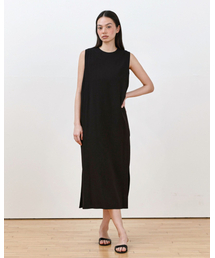 MUARMUS（ムアルムス）の「Theme Straight Dress [Black]（ワンピース）」