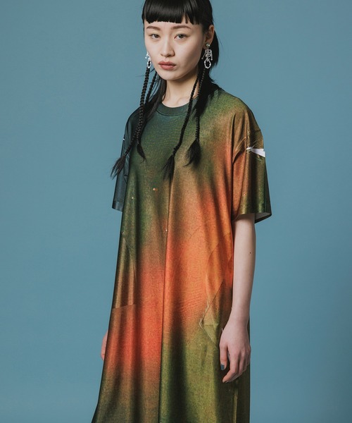 NON TOKYO(ノントーキョー)の「DIRECT PRINT T-OP(ワンピース・レディース・ブルー系/グリーン×オレンジ・1/2)」の1枚目の写真