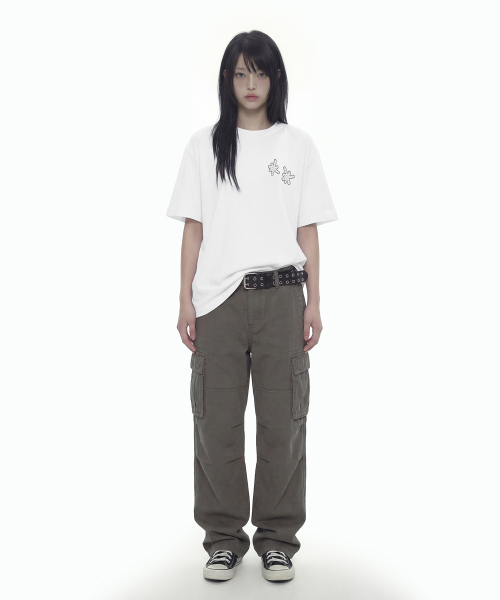 GRAVER（グレーバー）の「[ユニセックス]DOTS GRAV 半袖Tシャツ_2カラー（Tシャツ/カットソー・レディース・ホワイト/ブラック・SMALL/MEDIUM/LARGE）」の6枚目の写真