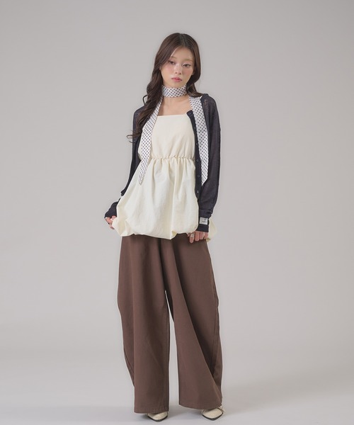 apres jour mignon(アプレジュールミニョン)の「バックレースアップバルーンキャミ(チュニック・レディース・オフホワイト/ブラック系その他/ブラウン系その他/ブルー系その他/ブラック・フリー/LARGE)」の6枚目の写真