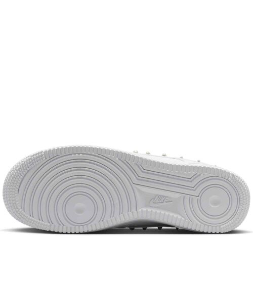 NIKE(ナイキ)の「ナイキ エア フォース 1 '07 ウィメンズシューズ / Nike Air Force 1 '07 Women's Shoes IU7557-100 White(スニーカー・レディース・ホワイト・22/22.5/23/23.5/24/24.5/25/25.5/26)」の8枚目の写真