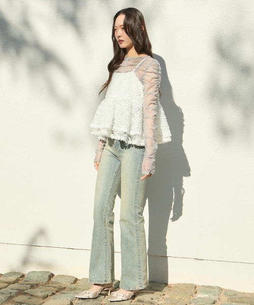 krahe(クレーエ)の「シャーリングシアーメッシュトップス(Tシャツ/カットソー・レディース・グレー/ブルー・FREE)」の3枚目の写真