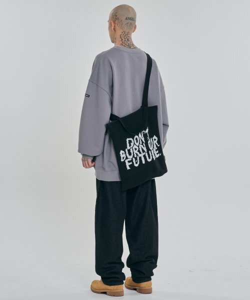 AJOBYAJO（アジョバイアジョ）の「[PBA] DBOF Knitted Tote Bag [BLACK]（トートバッグ・レディース・その他・FREE）」の5枚目の写真