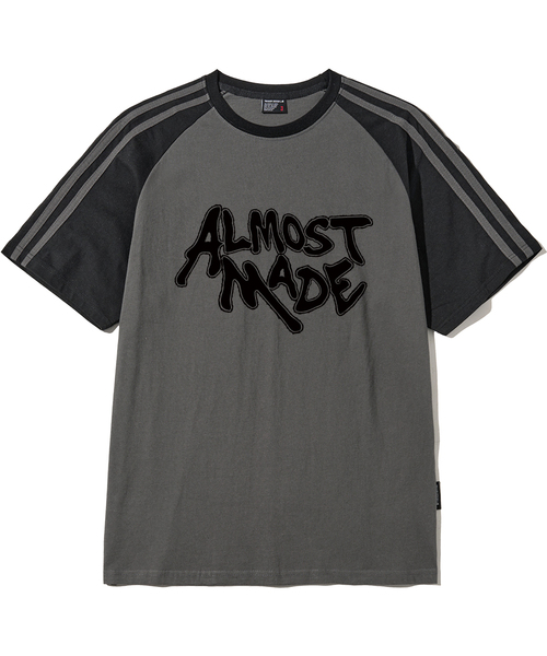 ELIMENO(エリメノ)の「EL メイド ラグランライン 半袖Tシャツ 5カラー(Tシャツ/カットソー・メンズ・バーガンディー/チャコール/ネイビー/ブラック/チャコールグレー×ブラック・1/2/3/4/5/6)」の2枚目の写真