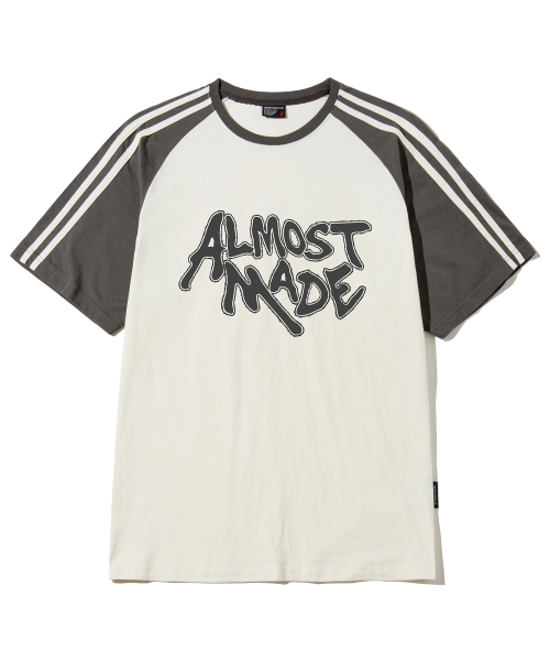 ELIMENO(エリメノ)の「EL メイド ラグランライン 半袖Tシャツ 5カラー(Tシャツ/カットソー・メンズ・バーガンディー/チャコール/ネイビー/ブラック/チャコールグレー×ブラック・1/2/3/4/5/6)」の6枚目の写真