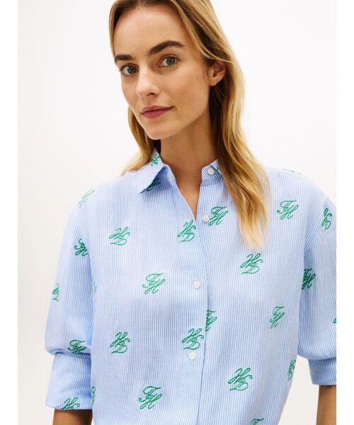 TOMMY HILFIGER(トミーヒルフィガー)の「スイムショップリネンイージーフィットオールオーバーシャツ(シャツ/ブラウス・レディース・ブルー・XX-SMALL/X-SMALL)」の3枚目の写真