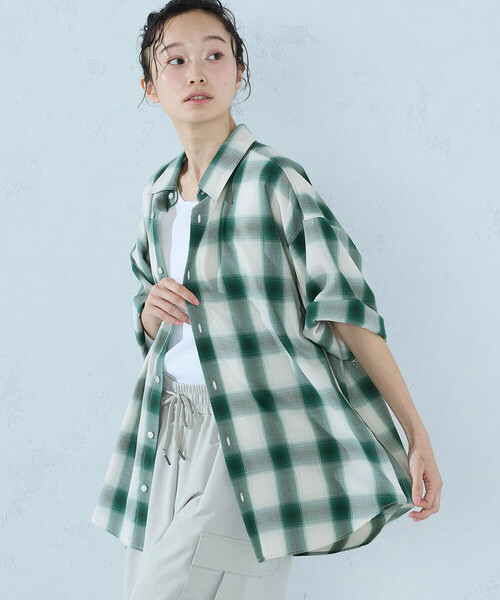 Purple&Yellow(パープルアンドイエロー)の「オンブレーチェックシャツ(シャツ/ブラウス・メンズ・ブラック/グリーン・LARGE/MEDIUM/SMALL)」の11枚目の写真