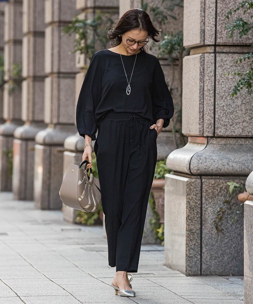 LAUTREAMONT(ロートレアモン)の「【涼・美・楽】テーパードパンツ≪13号あり≫(その他パンツ・レディース・ブラウン/ブラック/ベージュ・7号/9号)」の6枚目の写真