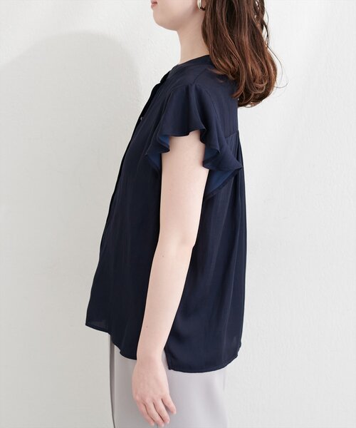 natural couture(ナチュラルクチュール)の「とろみサテンラッフル袖ブラウス(シャツ/ブラウス・レディース・ブルー/ピンク/ピンクベージュ/アイボリー/ネイビー・FREE)」の20枚目の写真