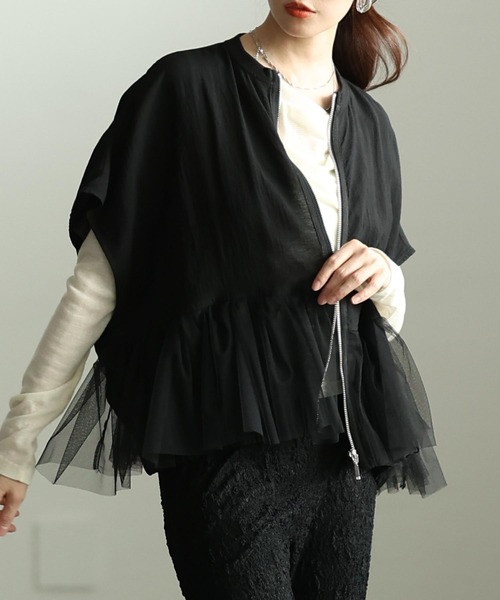 Sawa a la mode（サワアラモード）の「チュールペプラム異素材ブルゾン（ブルゾン・レディース・オフホワイト/ブラック・FREE）」の2枚目の写真