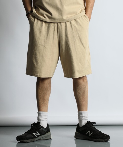 The DUFFER of ST.GEORGE(ザダファーオブセントジョージ)の「8oz HEAVY WEIGHT COTTON GYM SHORTS:セットアップ対応 ヘビーウェイト ジムショーツ/ 厚手生地 / ウエストゴム / 膝丈(その他パンツ・メンズ・オフホワイト/ブラウン/ブルーグレー/スミクロ/ベージュ/ネイビー・X-LARGE/LARGE/MEDIUM)」の5枚目の写真