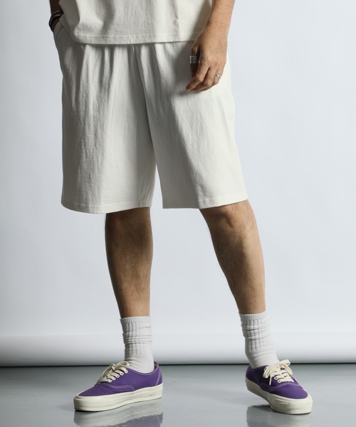The DUFFER of ST.GEORGE(ザダファーオブセントジョージ)の「8oz HEAVY WEIGHT COTTON GYM SHORTS:セットアップ対応 ヘビーウェイト ジムショーツ/ 厚手生地 / ウエストゴム / 膝丈(その他パンツ・メンズ・オフホワイト/ブラウン/ブルーグレー/スミクロ/ベージュ/ネイビー・X-LARGE/LARGE/MEDIUM)」の7枚目の写真