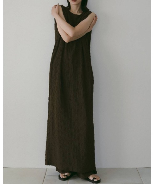 anuke(アンヌーク)の「Shirring Easy Pants(デニムパンツ・レディース・ブラウン/ライトグリーン/ブラック・36inch/38inch)」の8枚目の写真
