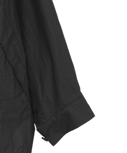 CLANE(クラネ)の「CLANE/クラネ/CRINKLED NYLON ZIP HOODIE(パーカー・レディース・ブラック/ベージュ・1)」の21枚目の写真