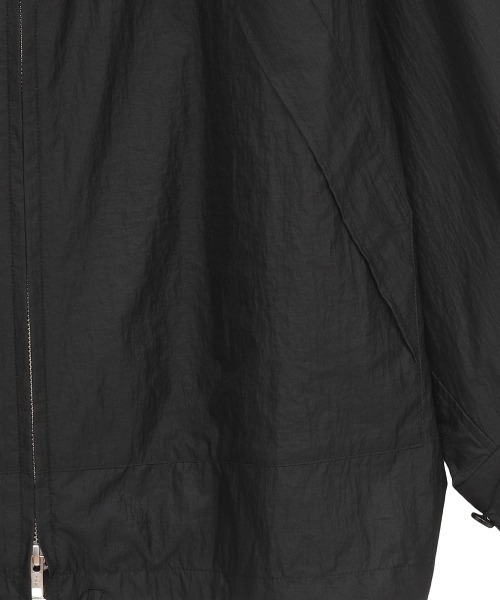 CLANE(クラネ)の「CLANE/クラネ/CRINKLED NYLON ZIP HOODIE(パーカー・レディース・ブラック/ベージュ・1)」の22枚目の写真