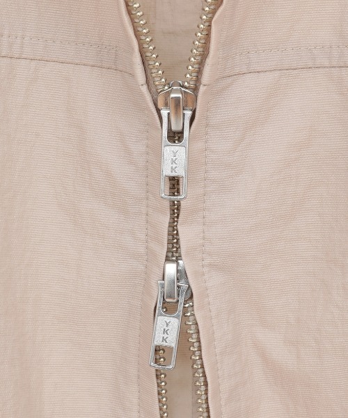 CLANE(クラネ)の「CLANE/クラネ/CRINKLED NYLON ZIP HOODIE(パーカー・レディース・ブラック/ベージュ・1)」の10枚目の写真
