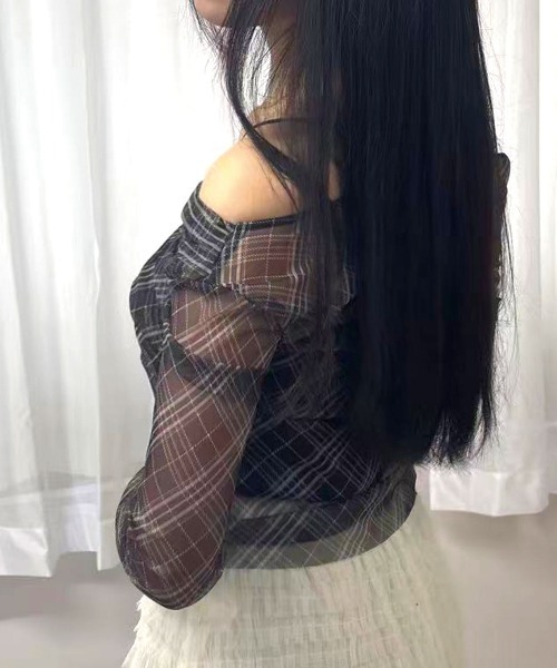 Lots of Love(ロッツオブラブ)の「チュールバイアスチェックボートネックトップス(Tシャツ/カットソー・レディース・ネイビー/ブラウン・M)」の7枚目の写真