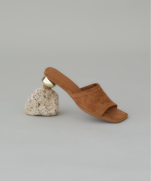 LE VERNIS(ル・ベルニ)の「LE VERNIS(ル・ベルニ)Metal heel sandals(サンダル・レディース・ブルー/ブラウン/ブラック・23.5/24.5)」の7枚目の写真