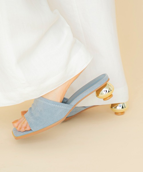 LE VERNIS(ル・ベルニ)の「LE VERNIS(ル・ベルニ)Metal heel sandals(サンダル・レディース・ブルー/ブラウン/ブラック・23.5/24.5)」の20枚目の写真