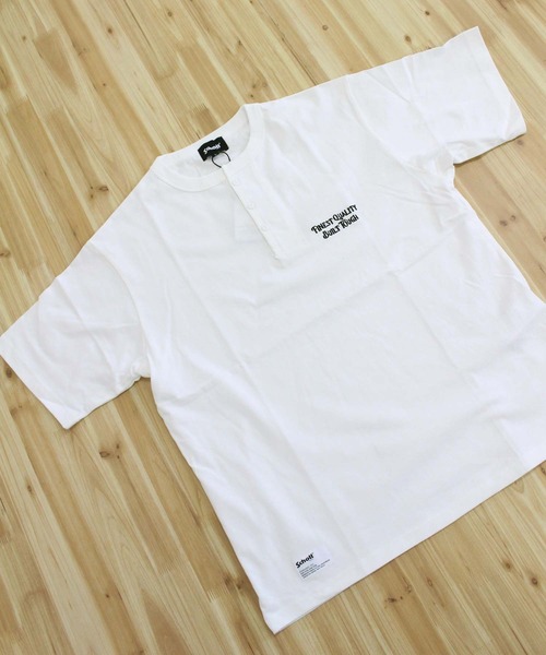 Schott(ショット)の「FINEST QUALITY BUILT TOUGH EMB. HENLEY T-SHIRT(Tシャツ/カットソー・メンズ・チャコールグレー/ホワイト/ネイビー・XXL/XL/M/L)」の6枚目の写真