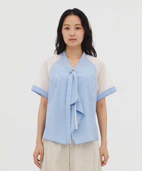 UNITED TOKYO(ユナイテッドトウキョウ)の「【残りわずか!】シアースリーブラッフルシャツ|夏服/細見え/ウォッシャブル/透け感/ボウタイ/オフィスカジュアル(シャツ/ブラウス・レディース・ネイビー/ライトブルー/オフホワイト・FREE)」の17枚目の写真