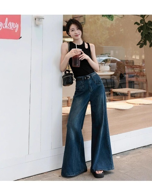 REBALANCE(リバランス)の「フレアデニムパンツ(デニムパンツ・レディース・A・SMALL/MEDIUM/LARGE)」の2枚目の写真