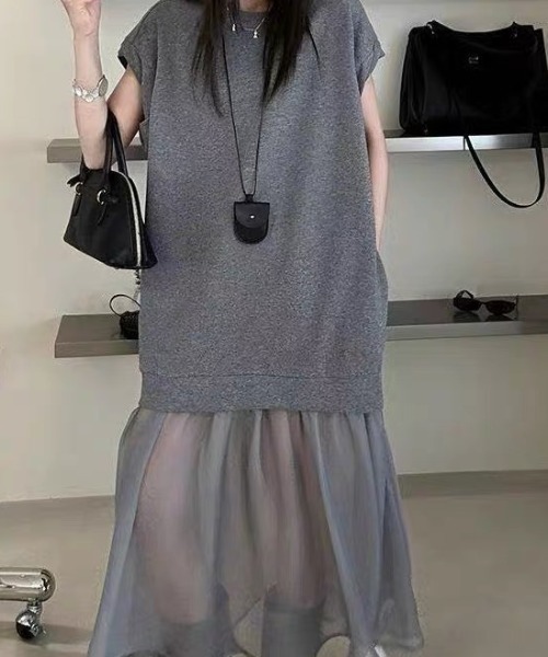 ampm(エーエムピーエム)の「異素材ワンピース シアーワンピース ドッキングワンピース(ワンピース・レディース・ブラック/グレー・FREE)」の13枚目の写真