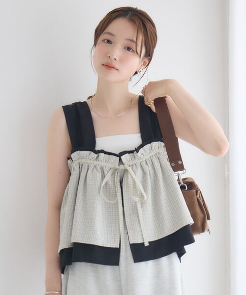 RETRO GIRL(レトロガール)の「フリルレイヤードノースリビスチェ(シャツ/ブラウス・レディース・ブラック/ブルー/ナチュラル・FREE)」の21枚目の写真