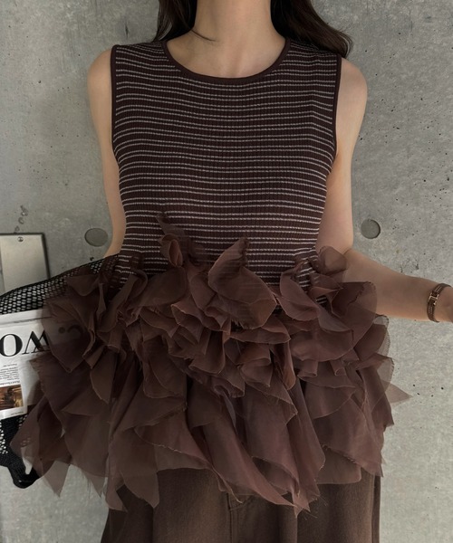 WILLFULLY(ウィルフリー)の「gradation frill no sleeve knit(ニット/セーター・レディース・ブラウン/ブラック/グレー系その他・FREE)」の3枚目の写真