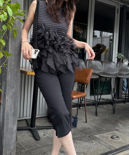 WILLFULLY(ウィルフリー)の「gradation frill no sleeve knit(ニット/セーター・レディース・ブラウン/ブラック/グレー系その他・FREE)」の18枚目の写真