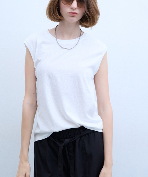DRWCYS(ドロシーズ)の「ドライタッチノースリカットトップス(Tシャツ/カットソー・レディース・ホワイト/ベージュ/ブラック・FREE)」の18枚目の写真