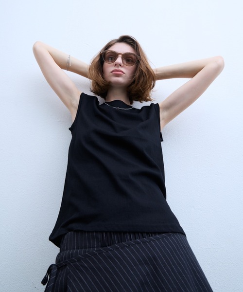 DRWCYS(ドロシーズ)の「ドライタッチノースリカットトップス(Tシャツ/カットソー・レディース・ホワイト/ベージュ/ブラック・FREE)」の15枚目の写真