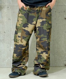 DEVILOCK（デビロック）の「DEVILOCK Wide Fit Camo Cargo Pants（カーゴパンツ）」