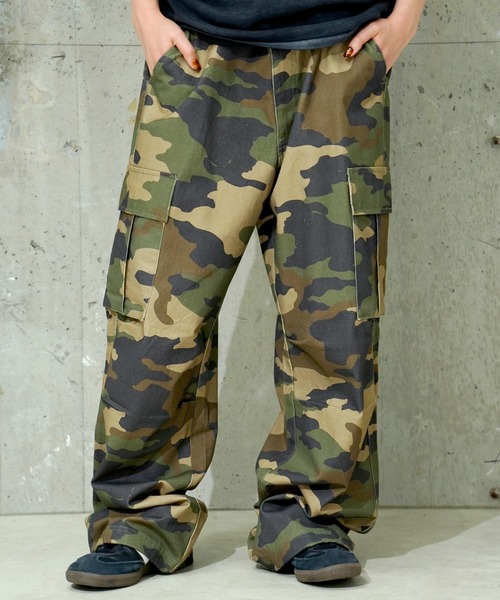 DEVILOCK Wide Fit Camo Cargo Pants（カーゴパンツ）｜DEVILOCK