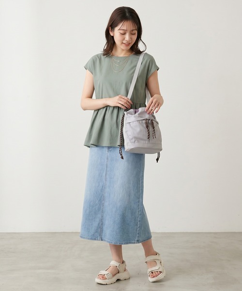 crossi(クロッシー)の「巾着バッグショルダー2WAYリュックナイロン防水軽量(ショルダーバッグ・レディース・グレー/ブラック/ベージュ・FREE)」の11枚目の写真